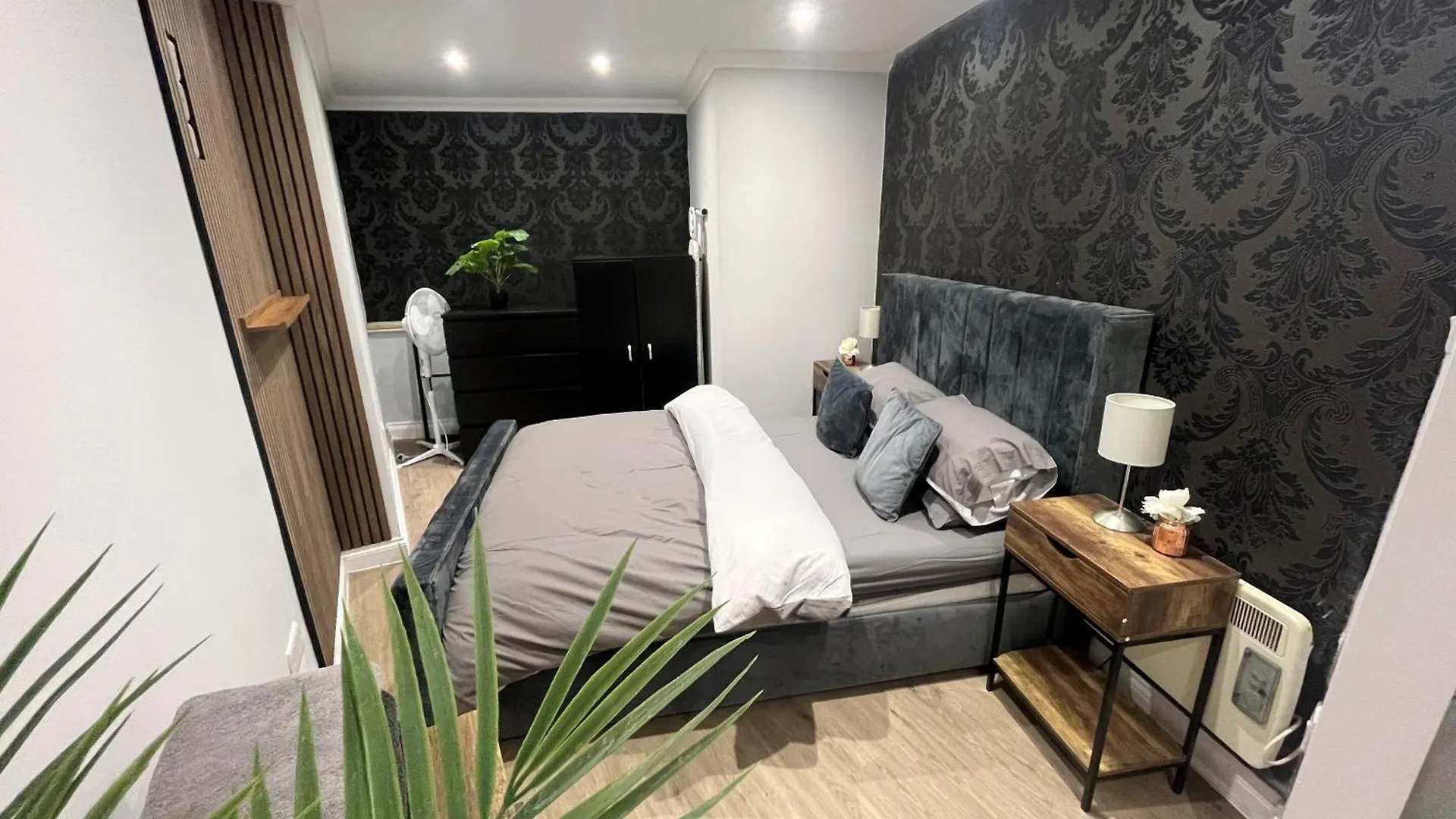 Westhill Road Apartment 본머스 영국