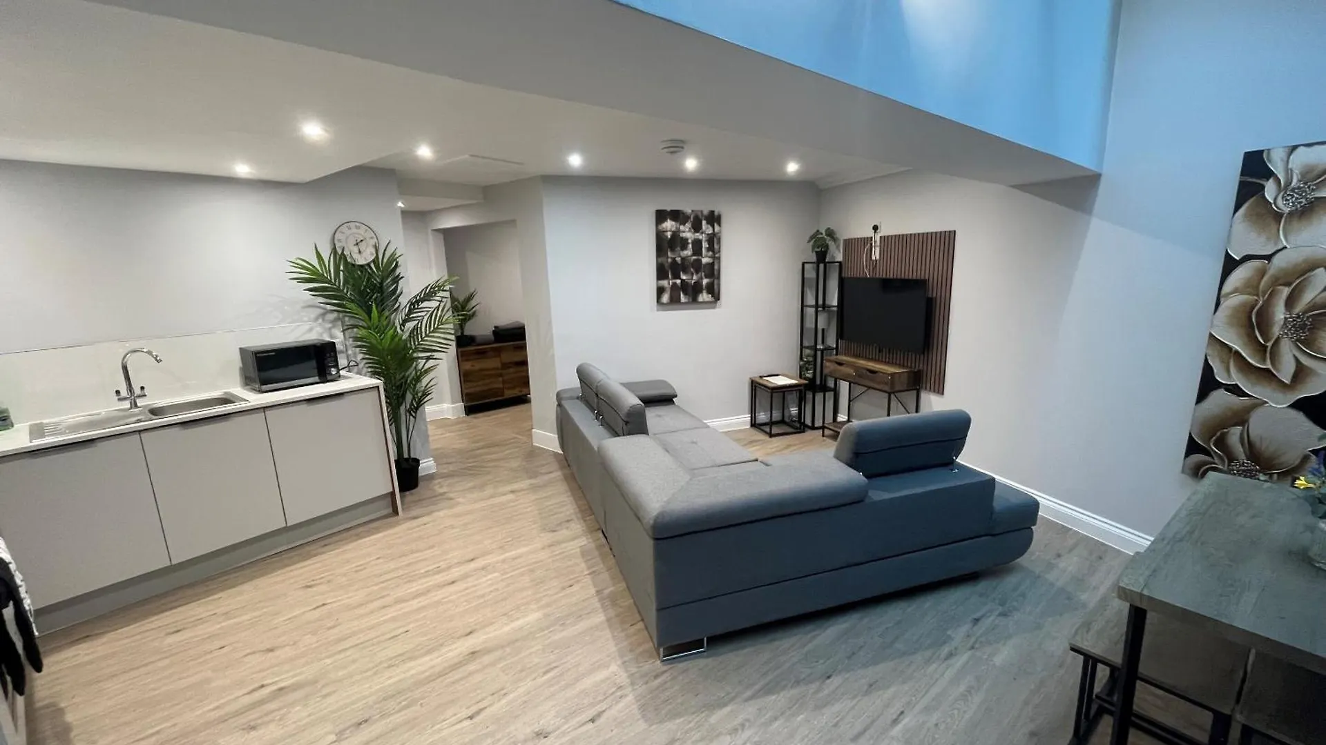 Westhill Road Apartment Bournemouth